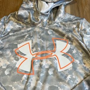 Under Armour hooded sweatshirt YXL
